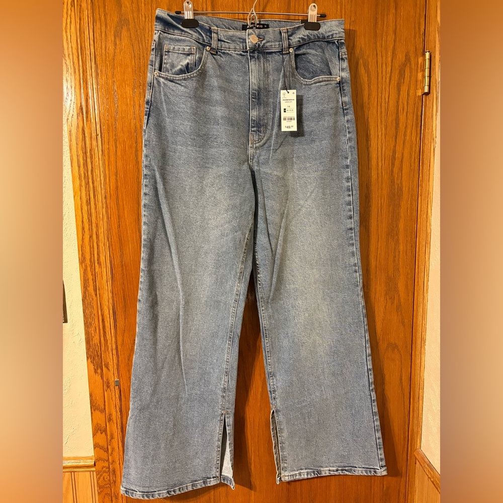 NWT 90s Wide Leg Jeans